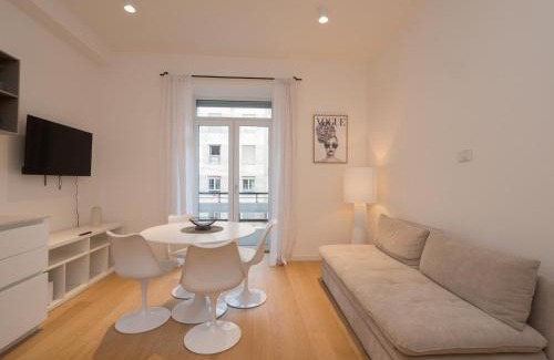 Central Station Apartment | Xenia Milano - 2rooms apt in Via Petrella 4 D