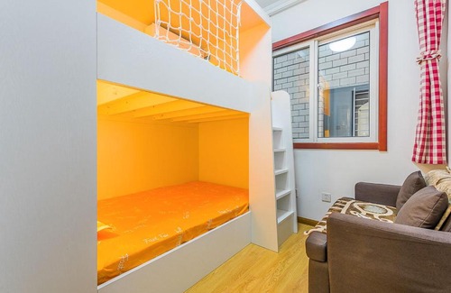 Beilin Apartment | Xi'an Beilin·Yongning Gate· Locals Apartment 00138690