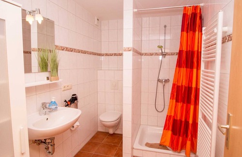 Alt Gaarz Apartment | XL (5 + 6) / 7 room holiday house (138m², max 10 pers.) - Family holiday farm *** Ostseeland Rerik
