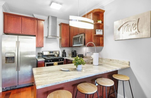 Olde Kensington Apartment | XL Studio - Stylish Studio w/Rooftop Pool