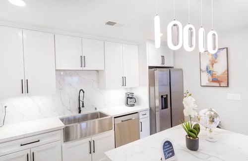 Lemon Grove Apartment | Xlnc Home 3bed2bath by sdstay