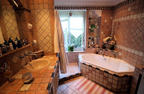 Orgon House | xury country house in Orgon, Alpilles, with exceptional pool area