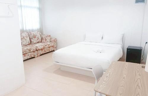 Ploenchit Apartment | XX Mitr INN Sukhumvit 2 - BTS Nana มิตร อินน์ สุขุมวิทซอย 2 บีทีเอส นานา