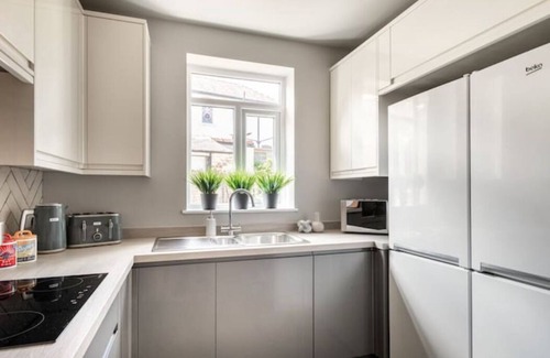 Blackpool House | Xxfabulousxx 4 bed Semi Sleeps 8