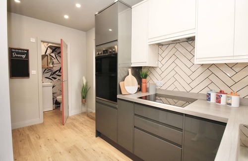 Blackpool House | Xxfabulousxx 4 bed Semi Sleeps 8