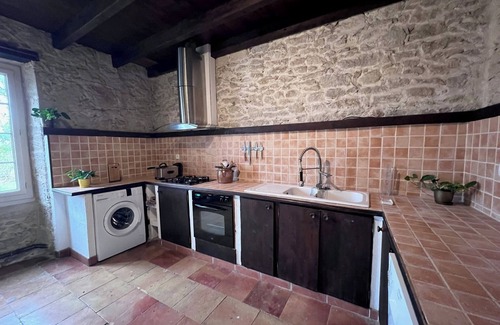 Saint-Antoine-du-Queyret House | XXL country house