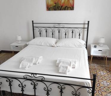 Trapani City Centre Apartment | XXX GENNAIO 40