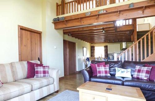 Holyhead House | Y Barcud