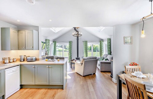 Llangollen House | Y Bwthyn Y Berwyn - Two Bedroom House, Sleeps 4