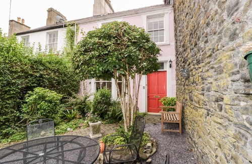 Conwy Cottage | Y BWTHYN PINC, pet friendly, character holiday cottage in Conwy