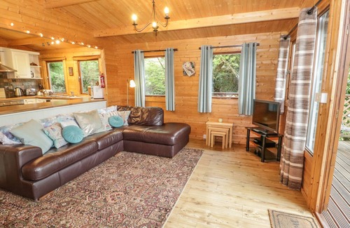 Henryd Cottage | Y Caban