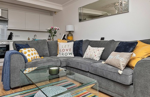 Tenby Apartment | Y Lle Hapus