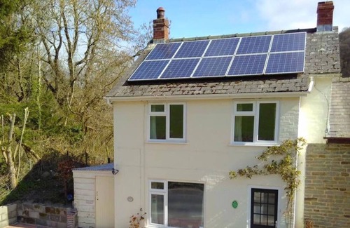 Newcastle-on-Clun House | Y Rhosyn in the beautiful Knighton