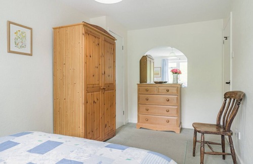 Newcastle-on-Clun House | Y Rhosyn - Two Bedroom House, Sleeps 4