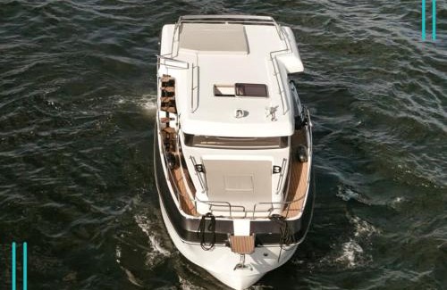 Borgo Vecchio Boat Rental | Yacht Bona via