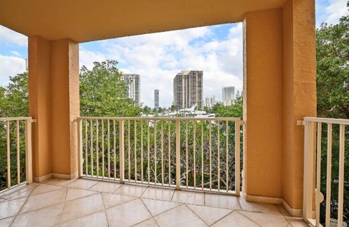 Aventura Condo | YACHT CLUB AVENTURA/UNIQUE APT/MARINA VIEW/FREE PARKING-WIFI