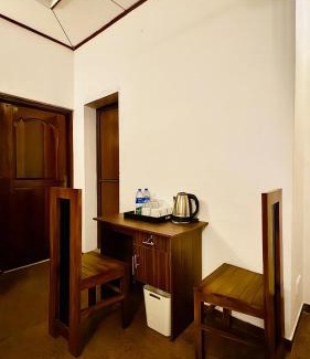 Daluwakotuwa Bed & Breakfast | Yahana Beach Villa