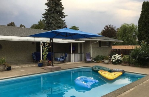Yakima House | Yakima Pool House