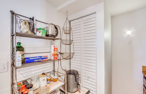 Yakima Apartment | Yakima Wine Country Retreat w/Scenic Valley Views
