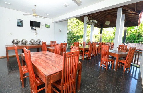 Debarawewa Hotel | Yala Rich Lodge