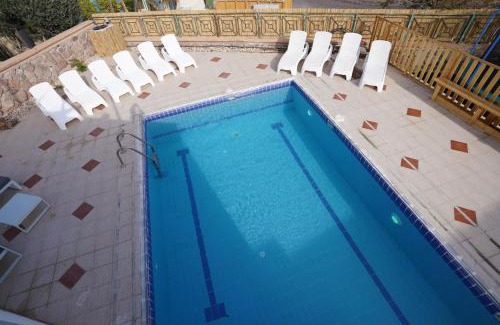 Eilat Villa | YalaRent Afarsemon Complex with pool - For Families