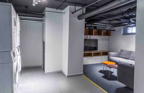 Dwight Apartment | Yale Casa Rosa Studio