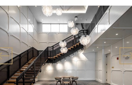 Mill River Apartment | Yale Luxury Modern Mid-rise Downtown New Haven, CT