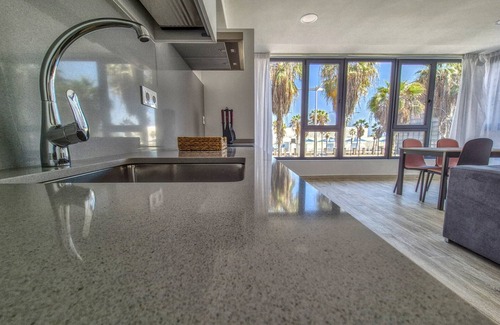 Las Palmas de Gran Canaria Ski Chalet | Yan Building 5B BY CanariasGetaway