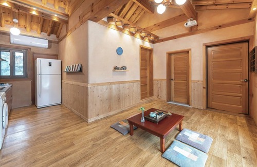 Seojong House | Yangpyeong Vivaco Hanok Stay