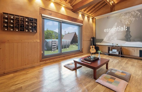 Seojong House | Yangpyeong Vivaco Hanok Stay