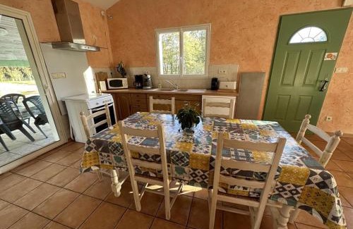 Benquet House | Yaou