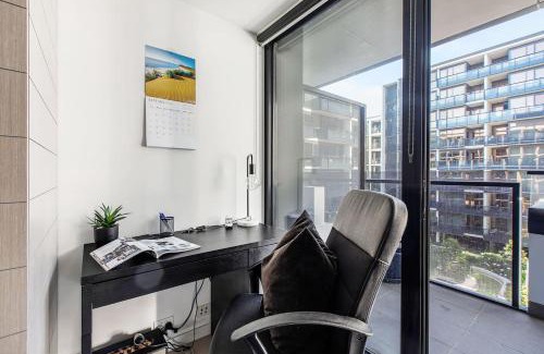 Abbotsford Apartment | Yarra Mirage - Urban Chic meets Cosy Retreat