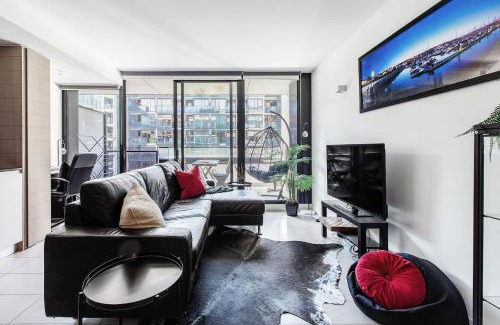 Abbotsford Apartment | Yarra Mirage - Urban Chic meets Cosy Retreat
