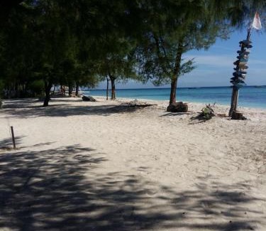 Gili Meno House | Yaya Bungalows Blue Coral
