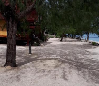 Gili Meno House | Yaya Bungalows Blue Coral