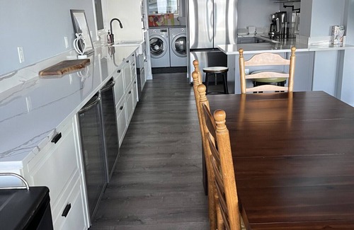 Elizabethtown-Kitley Cottage | Year Round Cottage on St Lawrence River