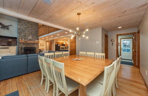 Oakland House | Year-Round Gem w/Dock, Hot Tub & Pool Table