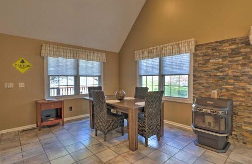 McGaheysville House | Year-Round Getaway Less Than 1 Mi to Skiing and Waterpark!