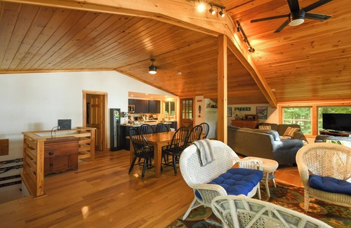 Bridgton House | Year-Round Moose Pond Retreat with Private Waterfront & Fun Activities