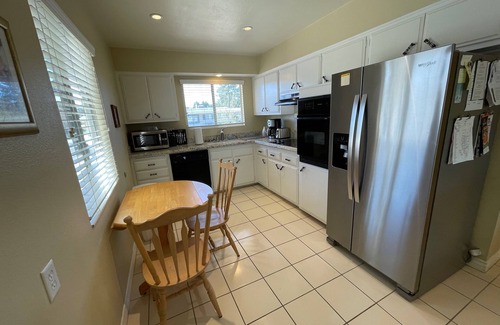 Sun City House | Year-Round Paradise: Walk to Markets, Mall & Restaurants-A 55+ Community