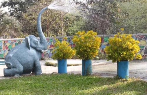 Zirad Resort | Yellow House