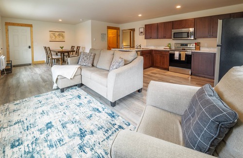 Gardiner Apartment | Yellowstone Retreat Rentals U2: two blocks from Yellowstone!