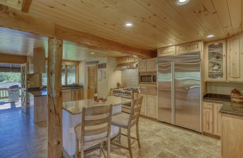 Pagosa Springs House | Yellowstone Riverside: 15% Off Until Nov 22!