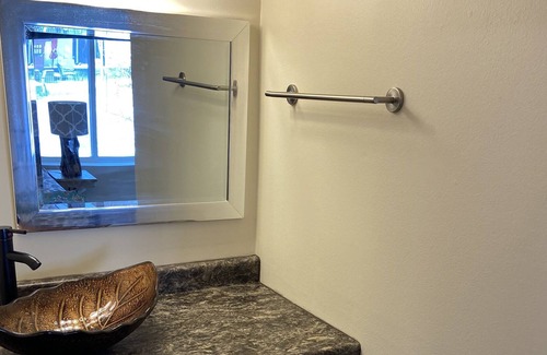 Livingston Apartment | Yellowstone River Island Apt 4D