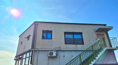 Suwon House | Yeongheungdo Haevichi Pension