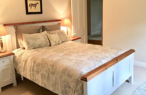 Kangaroo Valley House | Yerrunga - The Old School with " old school charm "