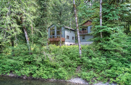 Gold Bar House | Yeti Compound- TWO riverfront homes