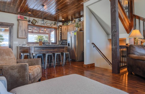 Deadwood House | Yeti Hideout | 4 Bed, 2.5 Bath