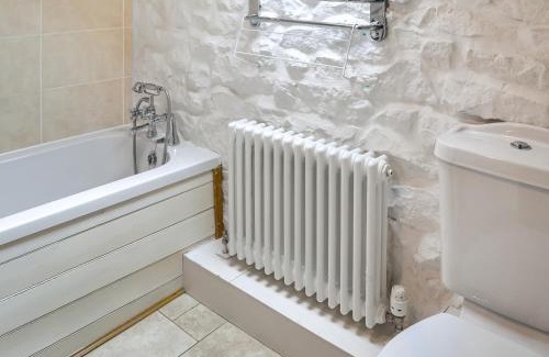 Burythorpe House | Yew Tree Cottage