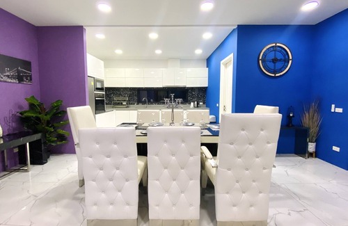 South Pattaya Villa | Yizen 8 Bedroom Palm Spring Pool Villa